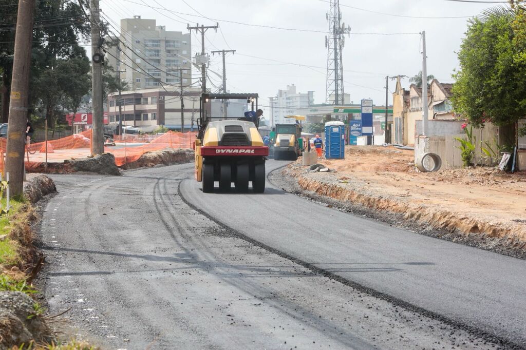 Conclusão das obras no trevo de acesso à Rua Marajó em Joinville prevista para terça-feira