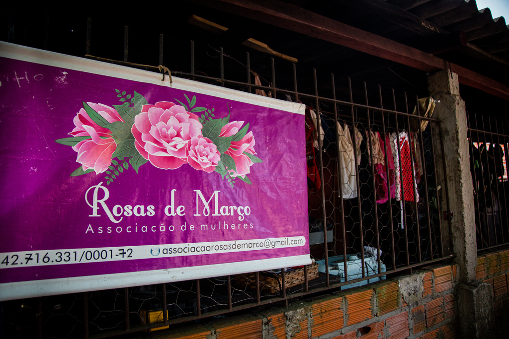 Associação Rosas de Março faz campanha para arrecadação de material escolar a estudantes carentes; veja como ajudar