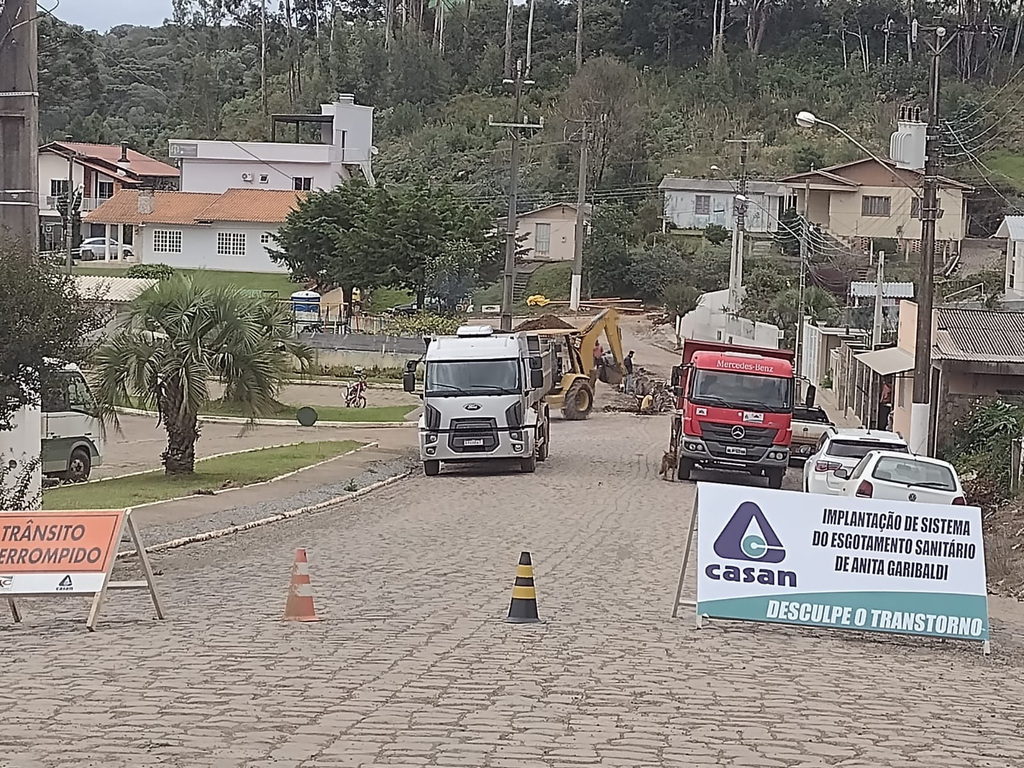 Anita Garibaldi recebe 9 km de novas redes de esgoto