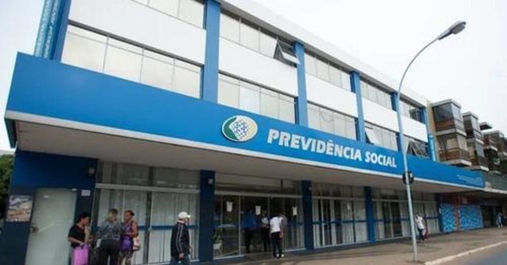 Benefícios do INSS com valor acima de um salário mínimo terão reajuste de 3,71% em 2024