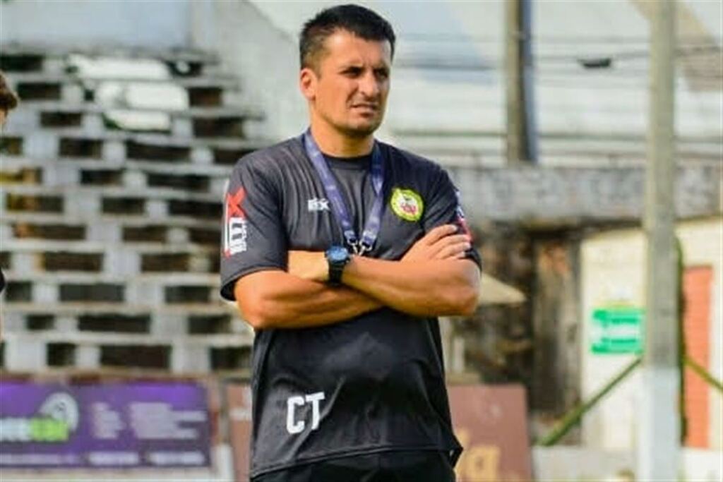 título imagem São Gabriel anuncia retorno de Douglas Rodrigues como técnico para temporada 2024