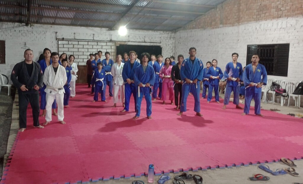Programa municipal de Jiu-jitsu já contempla 120 alunos