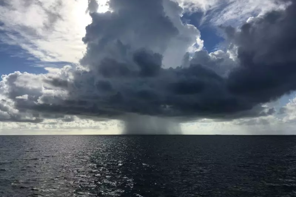 SC tem fim de semana marcado por nebulosidade, abertura de sol e retorno das chuvas