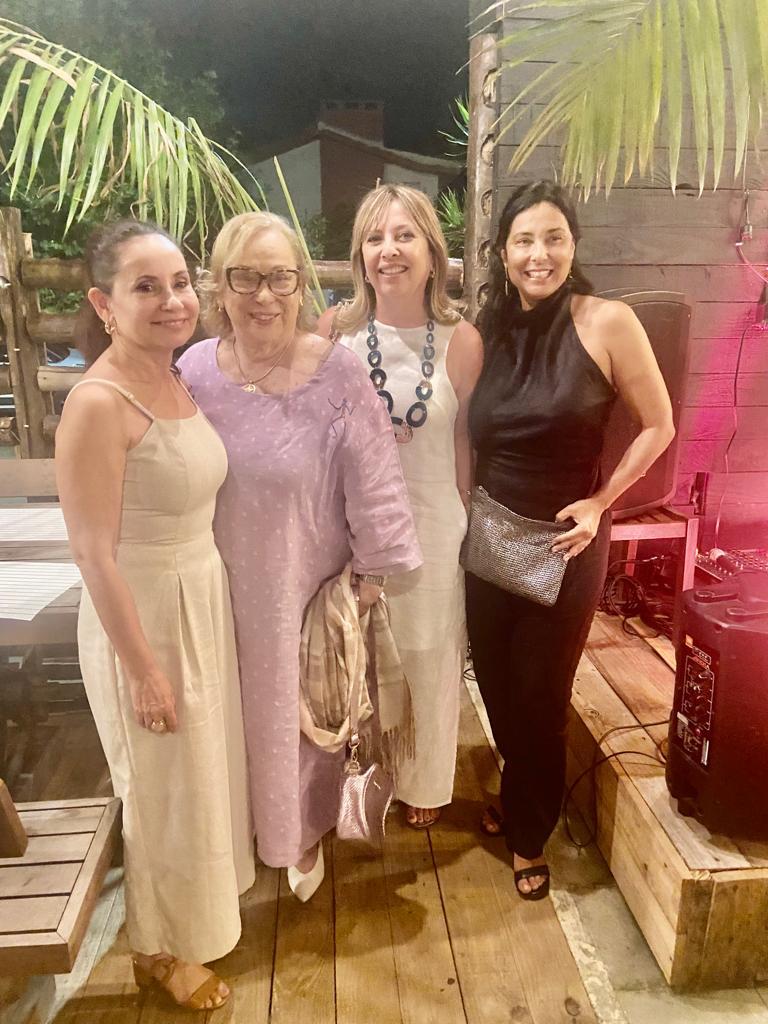  - Ana Claudia Moraes Costa, Carmen Bergamaschi Costa, Ana Paula Costa Gatti e Tatiana Bergamaschi Costa