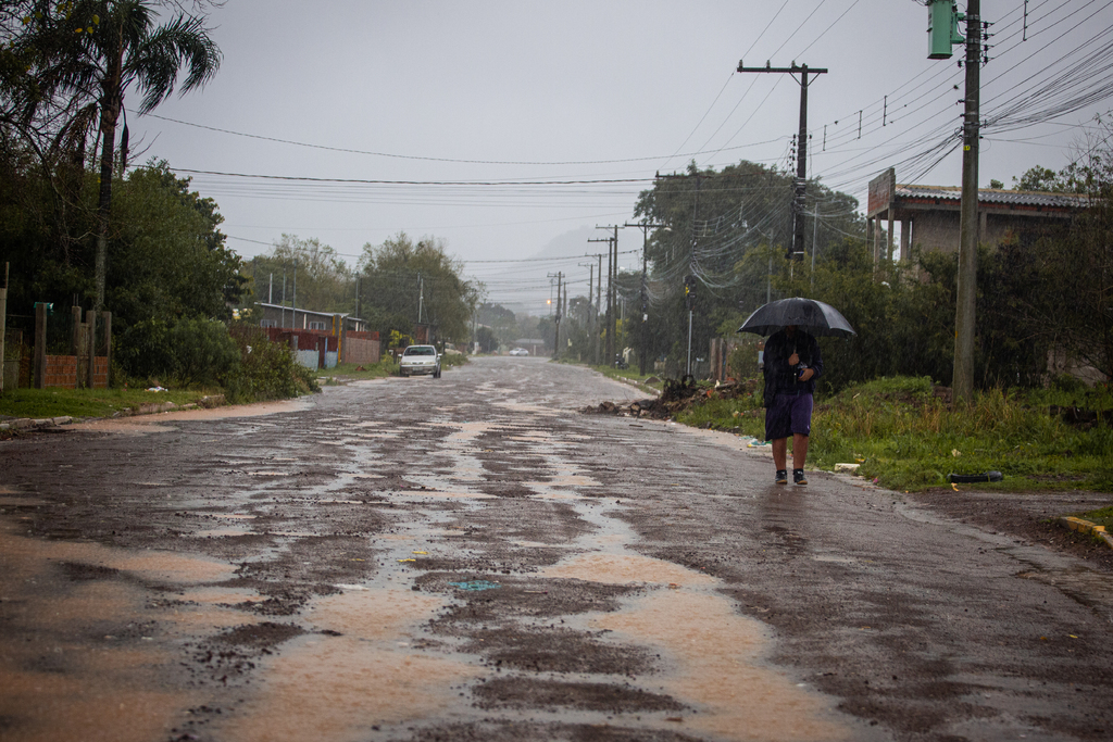 Governo do Estado alerta para risco de temporais a partir desta terça-feira; Região Central pode chegar a 100mm de chuva