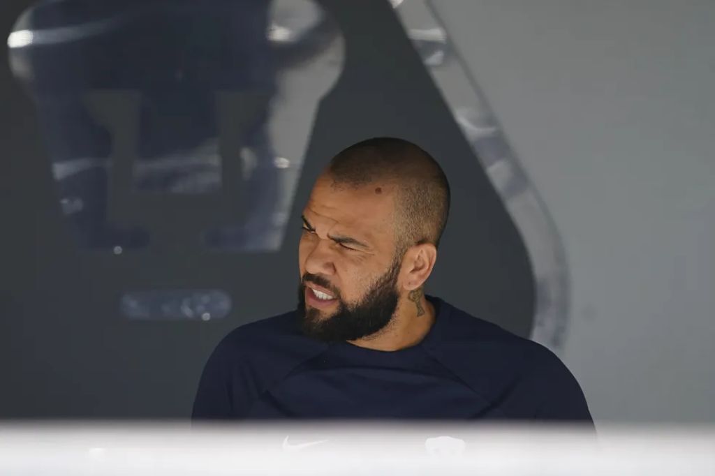  - Dani Alves está preso desde o dia 20 de janeiro em Barcelona — Foto: Divulgação/Pumas