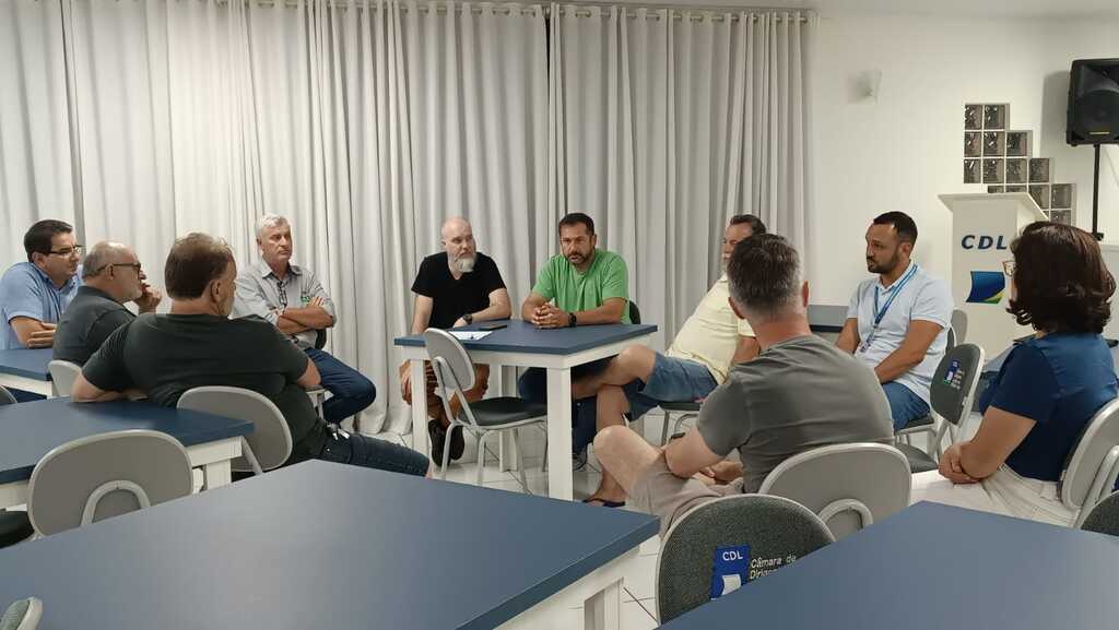 Reunião tratou sobre os trabalhos de substituição da tubulação da rede de água no centro de Otacílio Costa