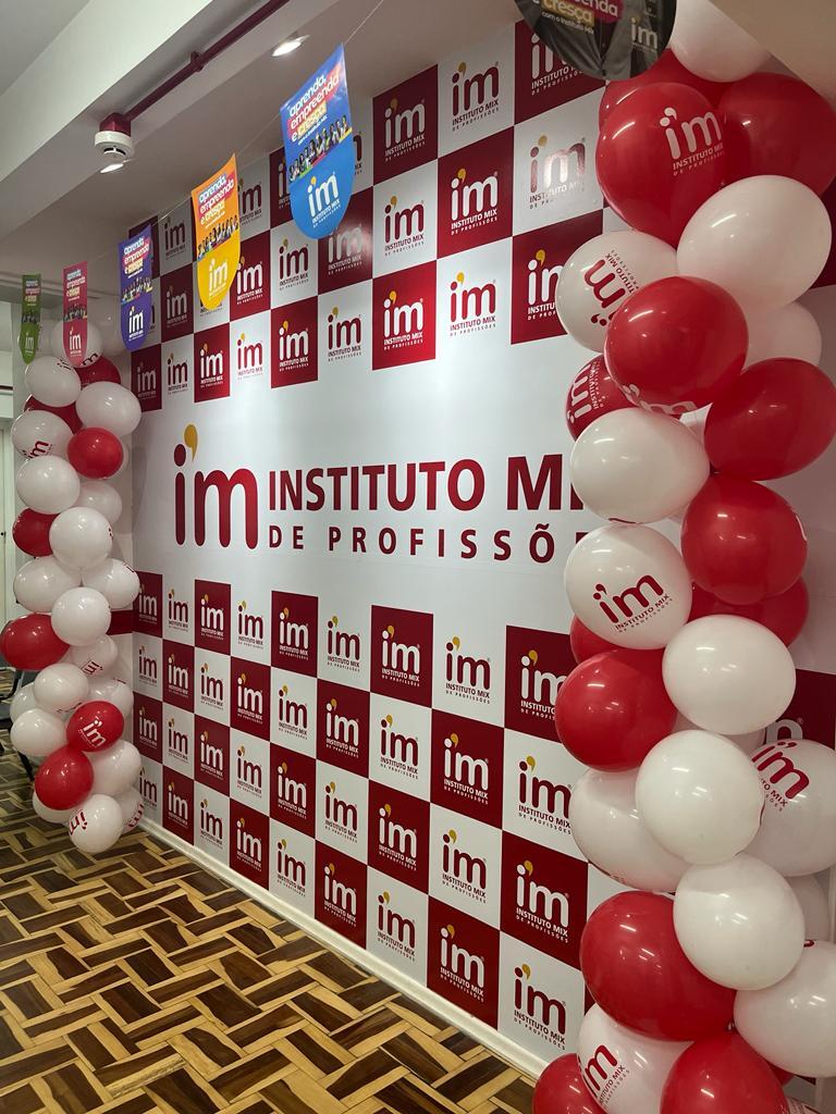 Nova unidade do Instituto Mix é inaugurada no Calçadão Salvador Isaia