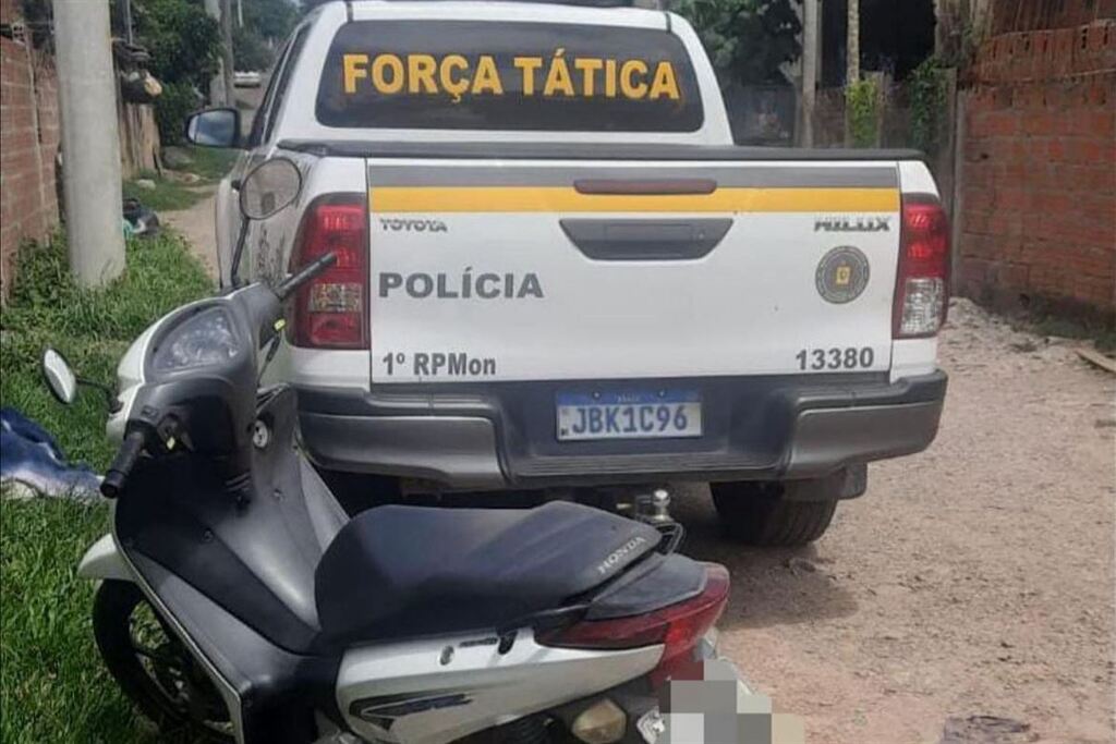 Foto: Brigada Militar - Veículo furtado no sábado (20), foi localizado na segunda-feira (22), em uma residência na Rua Nércio de Oliveira em Camobi