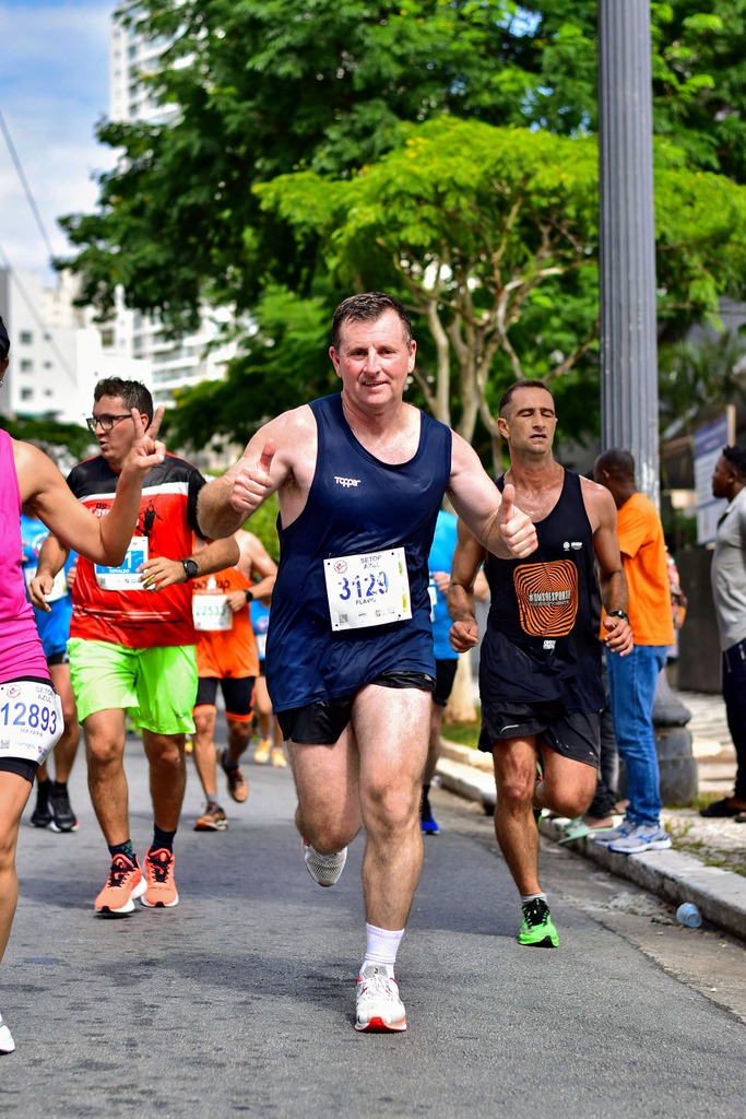 O Ascurrense Flávio Cavalheri participou da 98ª Corrida de São Silvestre – 2023 já 11 anos participa da corrida de São Silvestre