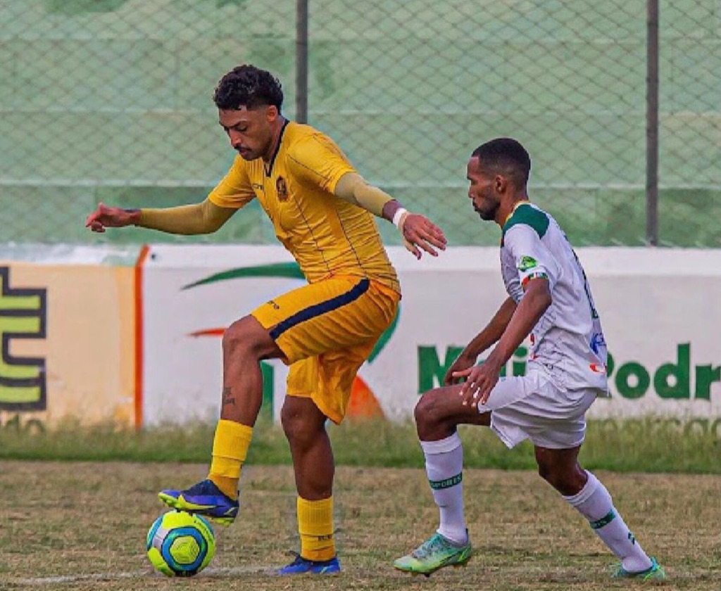 Foto: Divulgação - Retrô FC - Jogador estava no Retrô, de Pernambuco, desde 2022