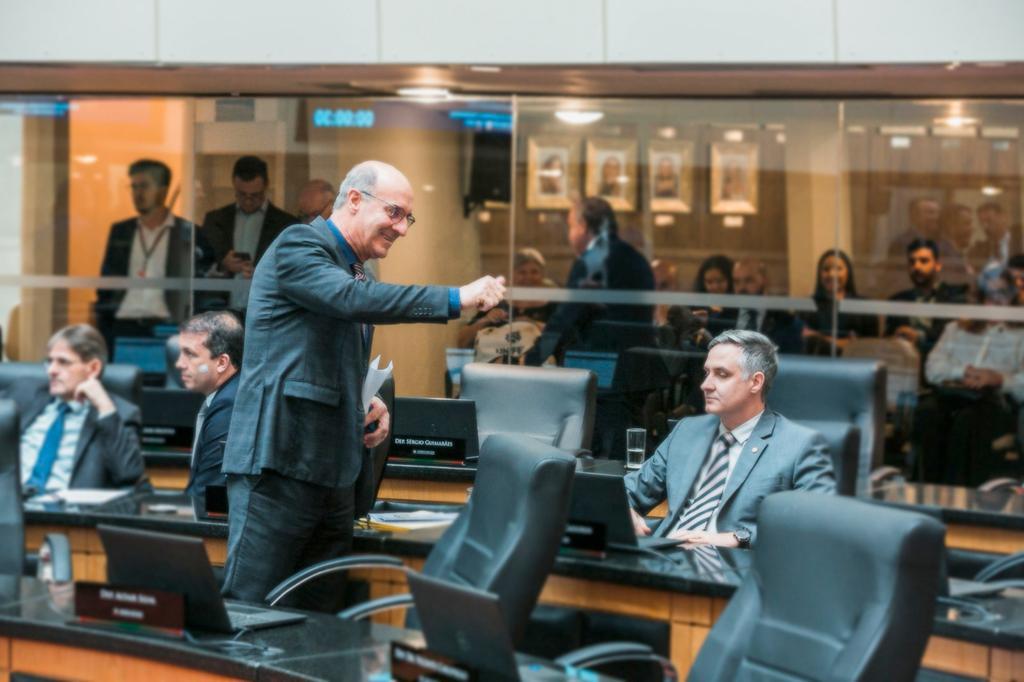 SANCIONADA LEI DE APOIO AS COOPERATIVAS  E CONCESSIONÁRIAS DE ENERGIA
