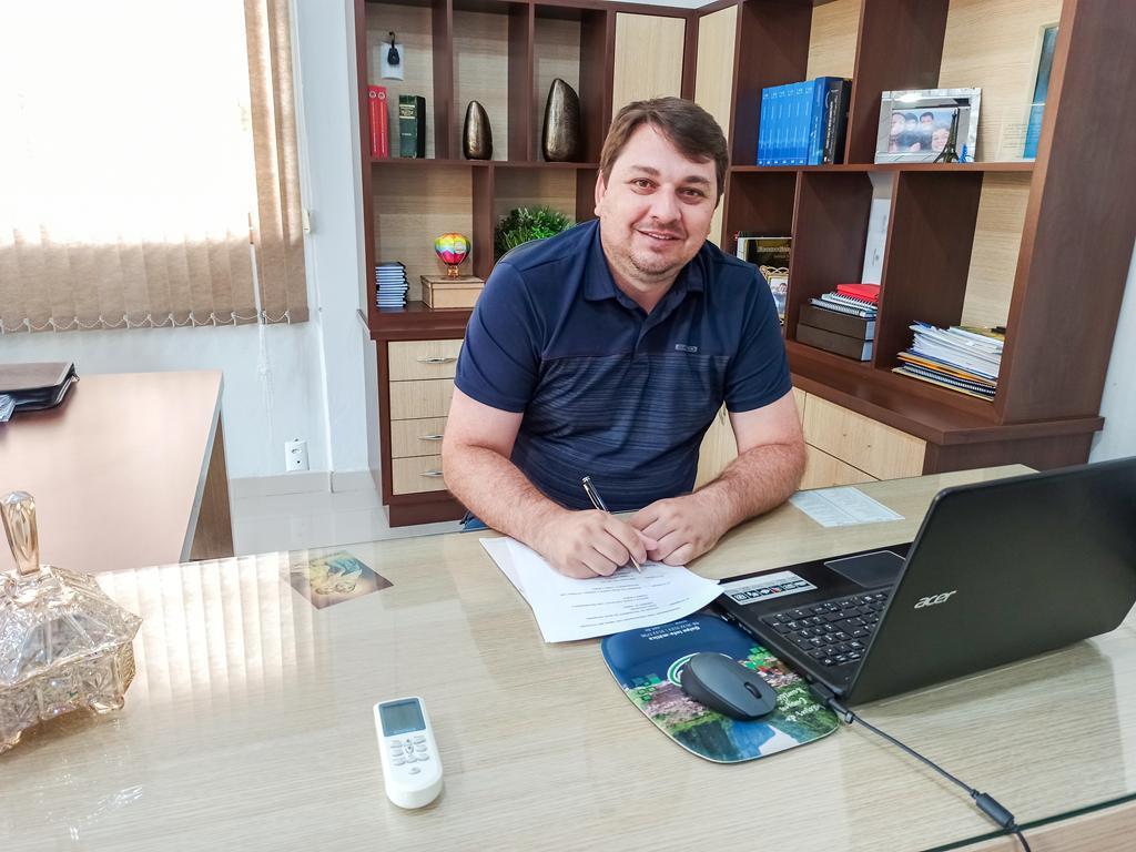 RODRIGO MARIANI (VICE-PREFEITO) TOMA POSSE COMO PREFEITO MUNICIPAL DE PRAIA GRANDE POR 15 DIAS