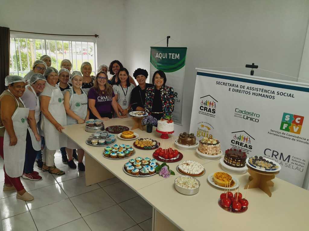 FINALIZADO EM TORRES O CURSO DE TORTAS E DOCINHOS CASEIROS