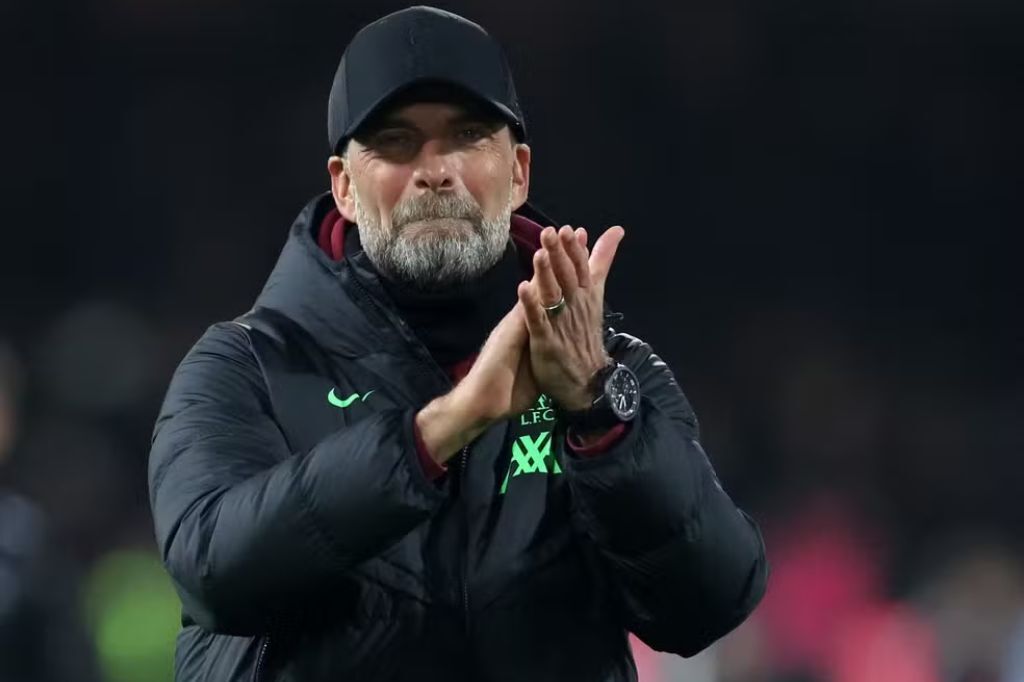  - Jürgen Klopp comemora classificação do Liverpool para a final da Copa da Liga Inglesa — Foto: Reuters