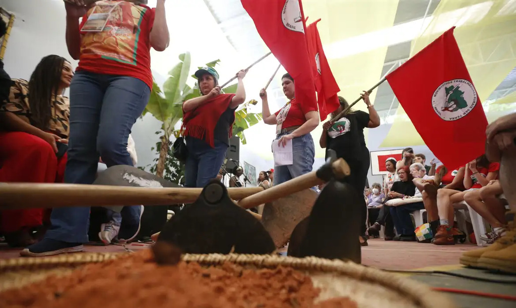 Paulo Pinto/Agência Brasil - Especial DP - Representantes dos sem-terra reclamaram dos poucos avanços na redistribuição de terras durante o primeiro ano de governo Lula