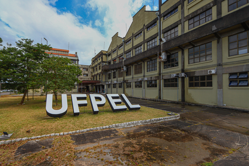 UFPel volta às aulas para terminar 2023