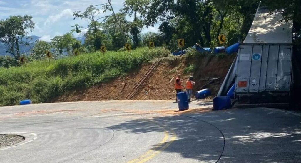 Acidente na Serra Dona Francisca: Motorista recebe alta e ETA Cubatão é reativada