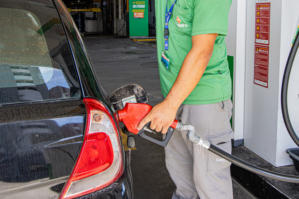 Foto: Volmer Perez - DP - Combustível terá um aumento após reajuste das alíquotas do ICMS