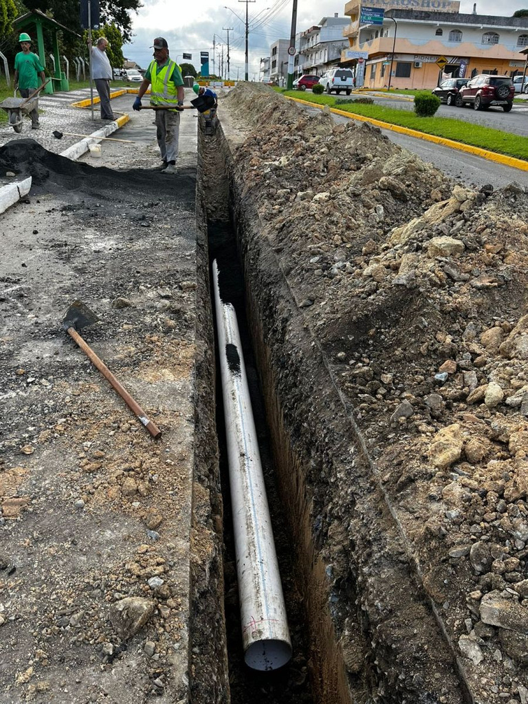 Otacílio Costa substitui 2,4km de rede hídrica