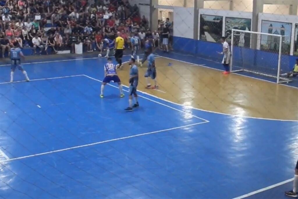 Valência perde de virada para o Consolata e fica com o vice-campeonato da Copa Verão de Futsal