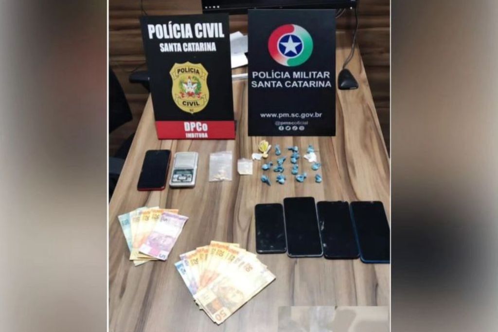 PM cumpre mandados de busca e prisão por tráfico de drogas em Nova Brasília