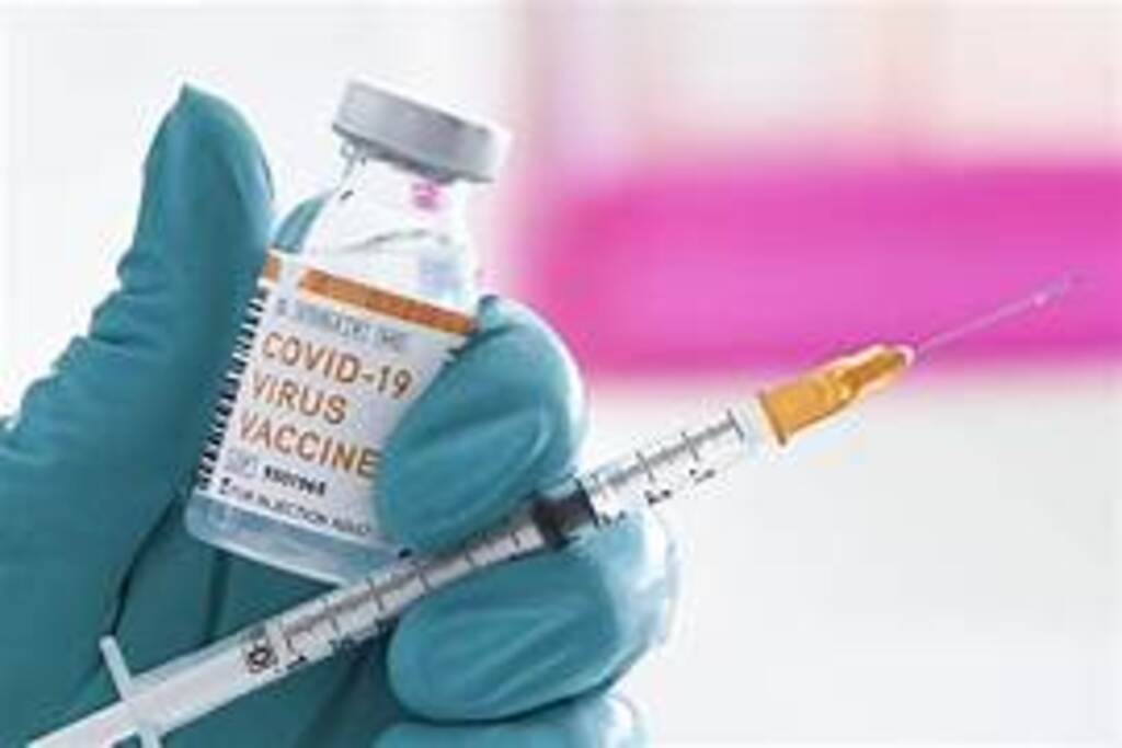 Decreto que excluir vacina da covid-19 do rol das vacinas obrigatórias é ilegal e viola regras de competência constitucional, sustenta MPSC