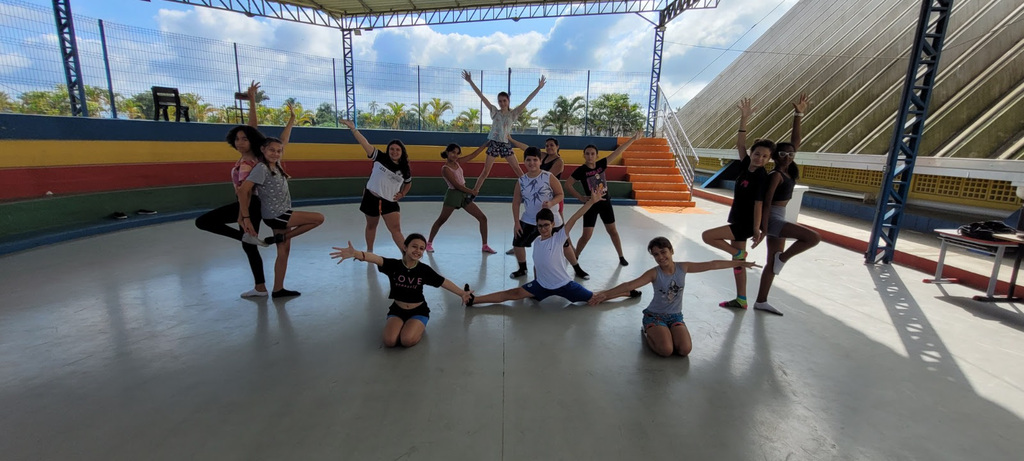 Programa Dança na Escola abre inscrições em Joinville