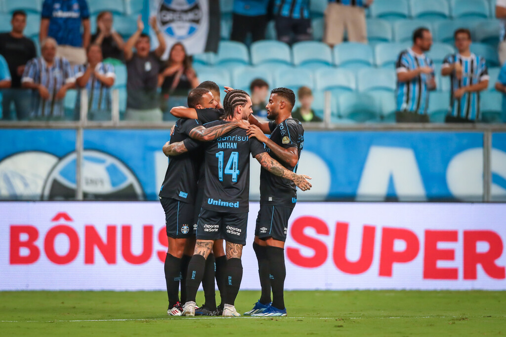 Grêmio vence o Novo Hamburgo por 2 a 0 na abertura da sexta rodada