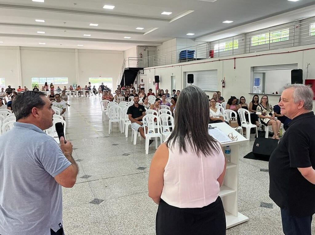 EDUCAÇÃO TEM SEMANA DE FORMAÇÃO E PREPARA RETORNO ÀS AULAS EM SANTA ROSA DO SUL