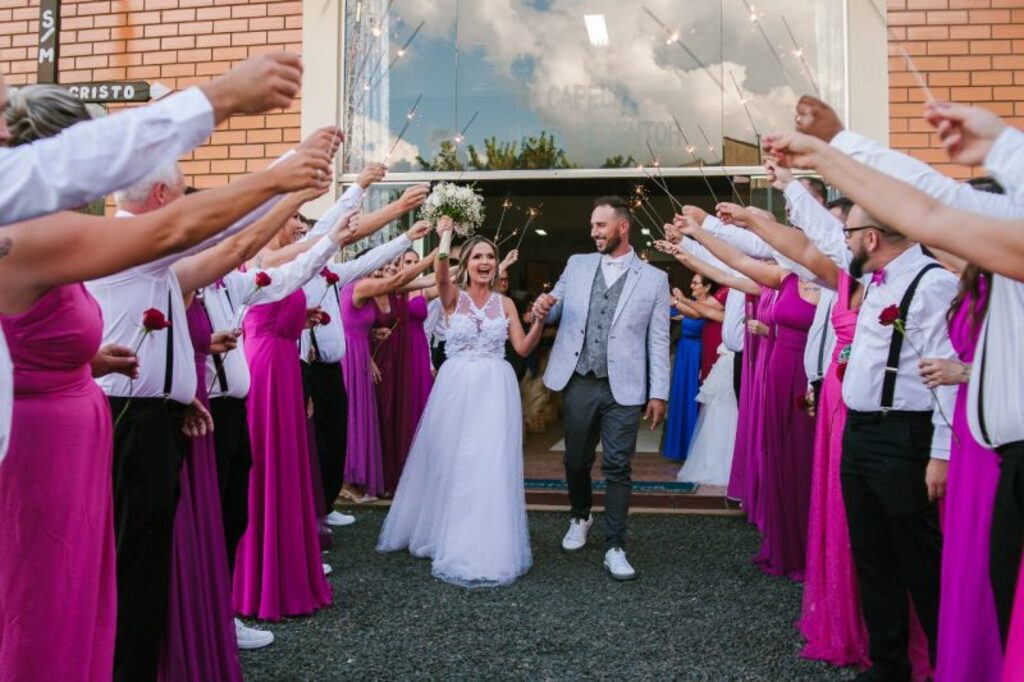 Noivo sai do próprio casamento, persegue bandidos e volta para a festa no Oeste de SC