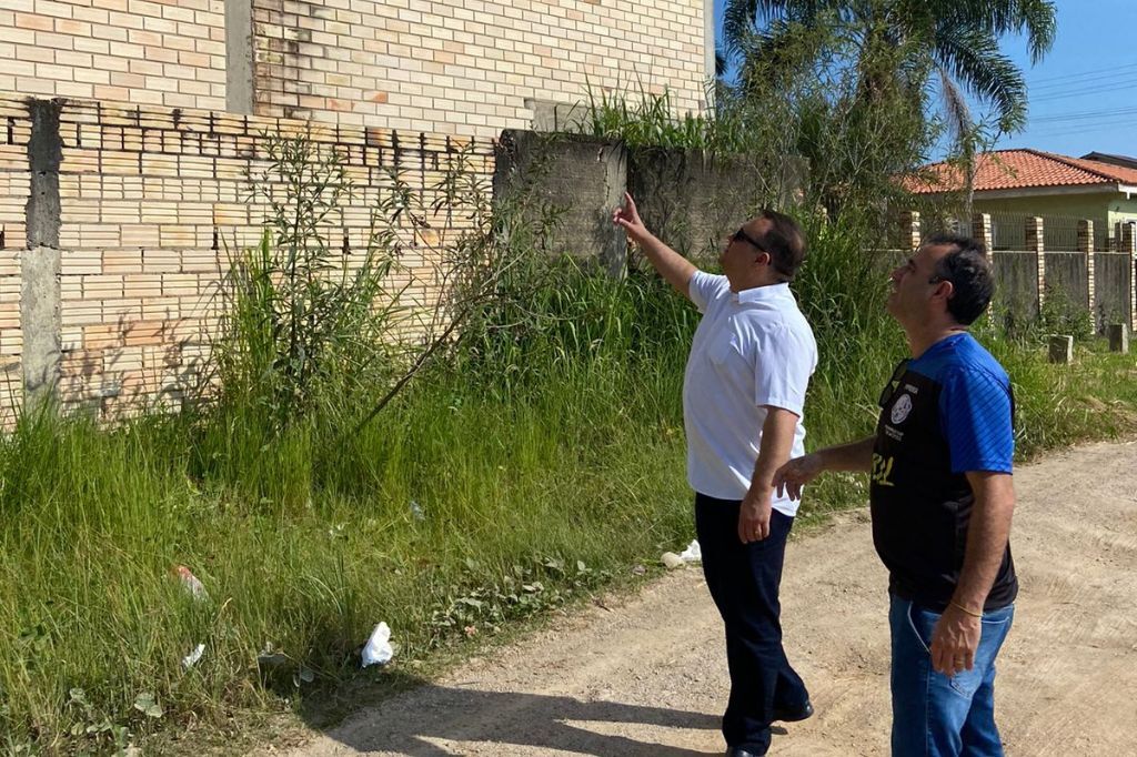Fernando Rosa investiga a interdição do Ginásio do Colégio Municipal em Imbituba