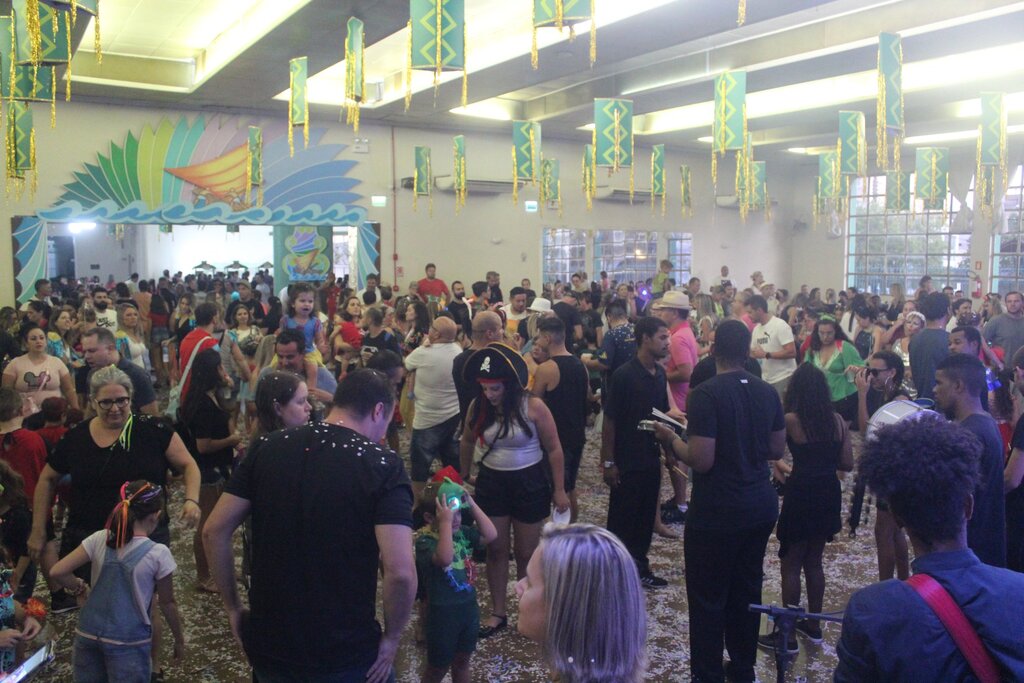 Carnaval de clubes se mantém vivo em Pelotas; veja datas