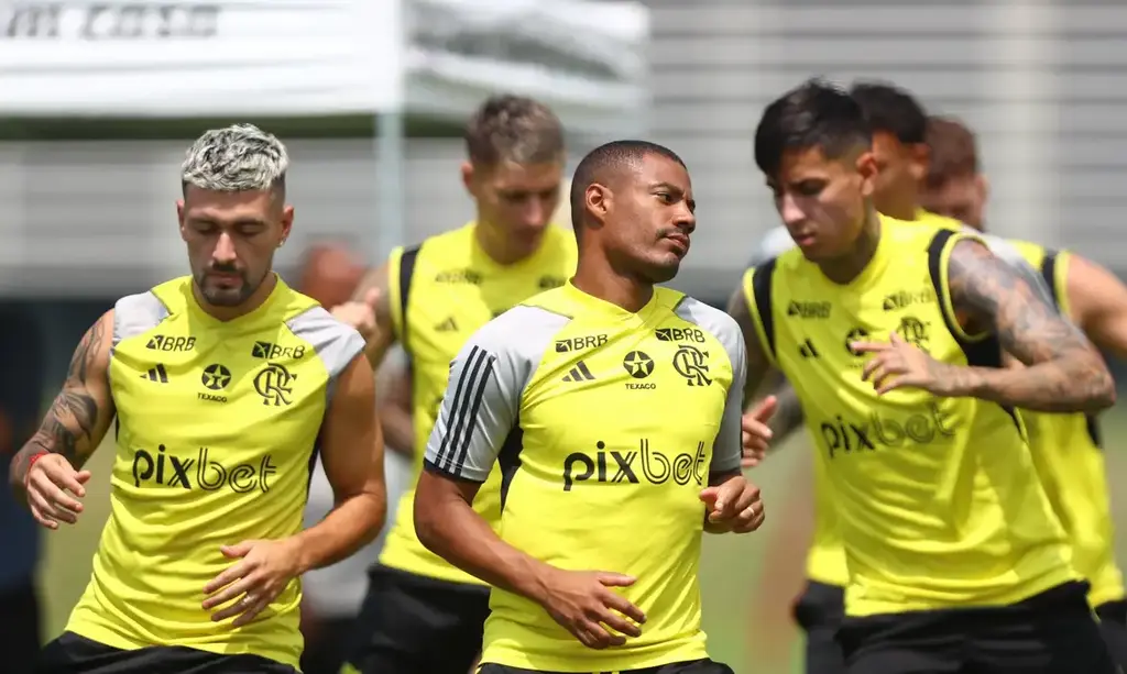 Flamengo entra em campo no sábado de Carnaval pelo Carioca