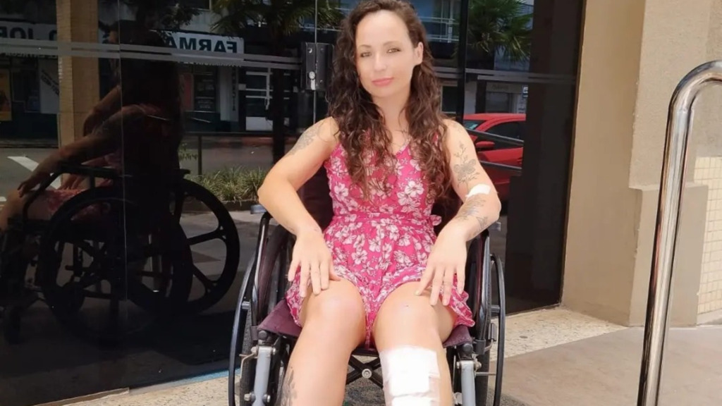 Duas semanas após atropelamento em rodovia da região, Catiane recebe alta do hospital