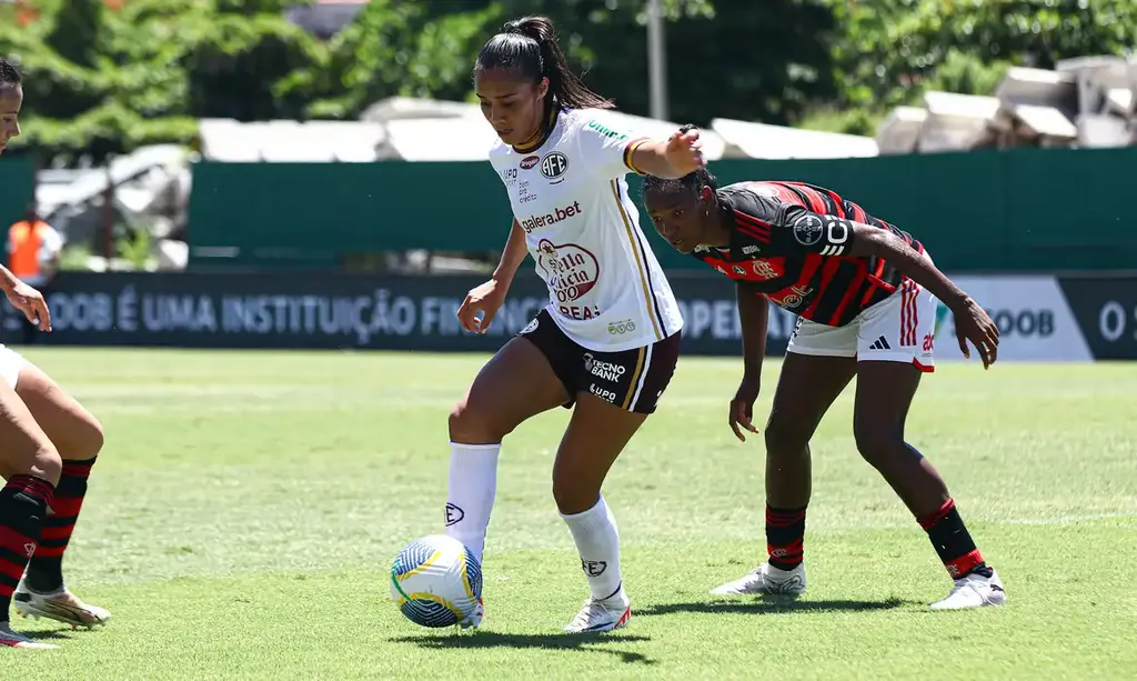 Foto: Cárlia Covas / Ferroviária SAF - 