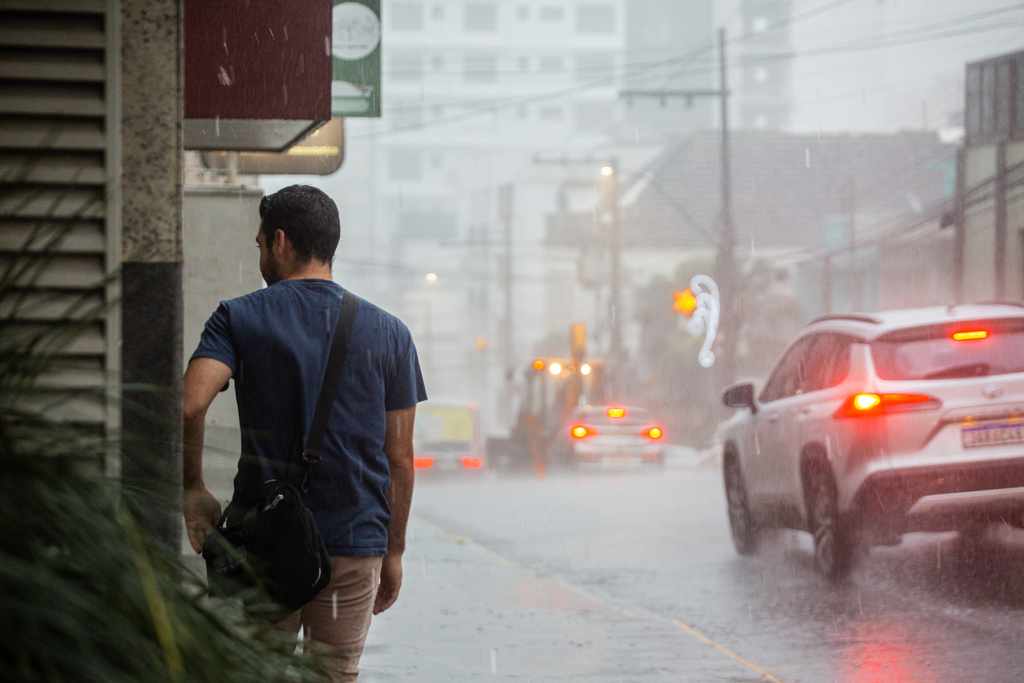 Cidade da região registra mais de 40 mm de chuva nesta terça-feira; veja os acumulados de Santa Maria