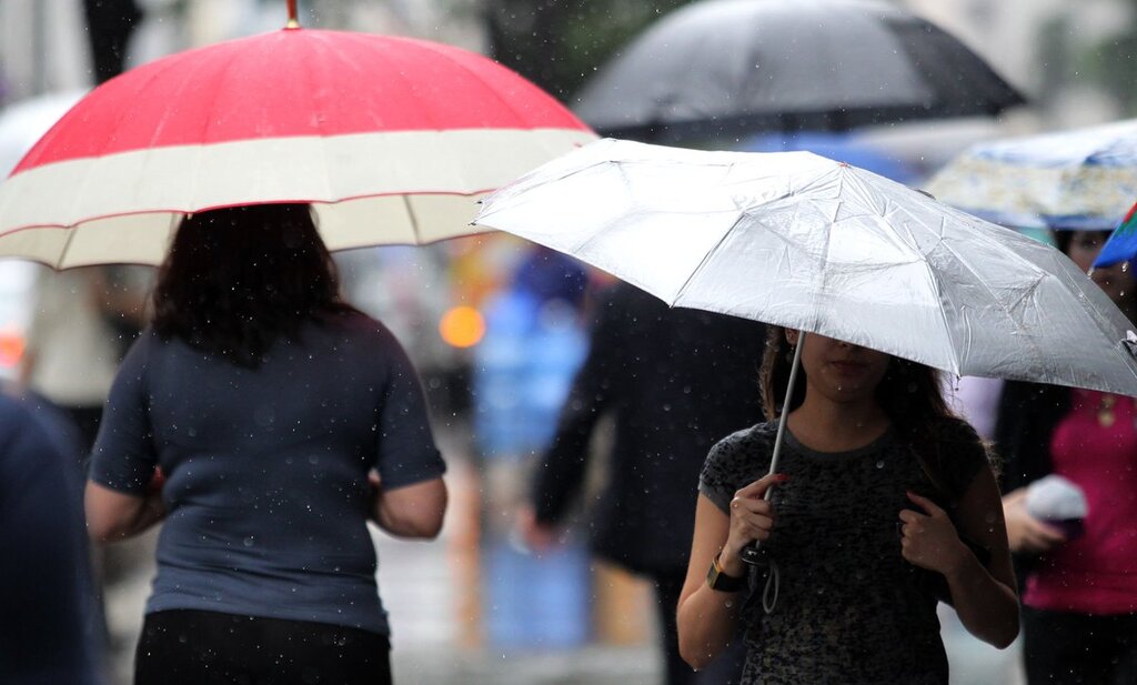 Frente fria se afasta de Santa Catarina, mas instabilidade persiste