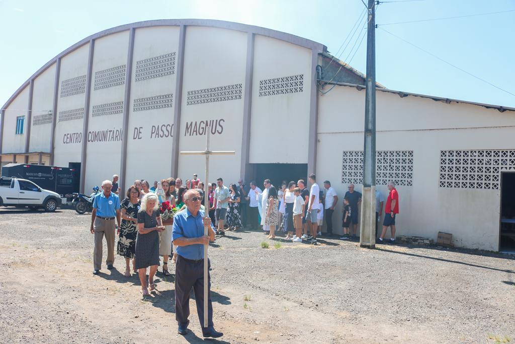 COMUNIDADE DE PASSO MAGNUS  REALIZA A 1ª FESTA RELIGIOSA DE 2024