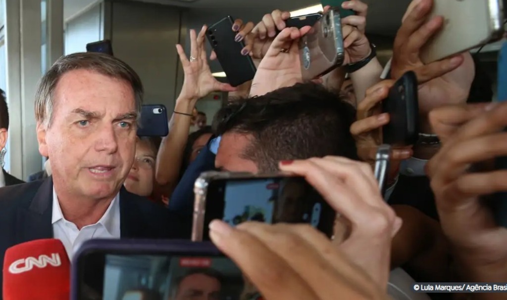 Moraes nega pedido de Bolsonaro para adiar depoimento à PF