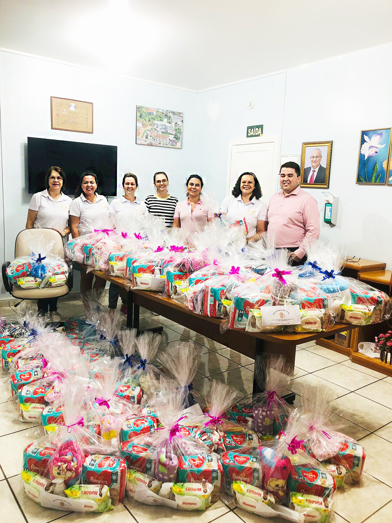 Abag entrega Kit Bebê ao Hospital de Capinzal, sendo possível a aquisição através de emenda impositiva do vereador Tiago 