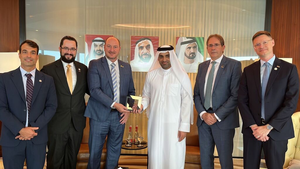 Presidente Alesc destaca visita ao porto de Dubai, um dos maiores do mundo