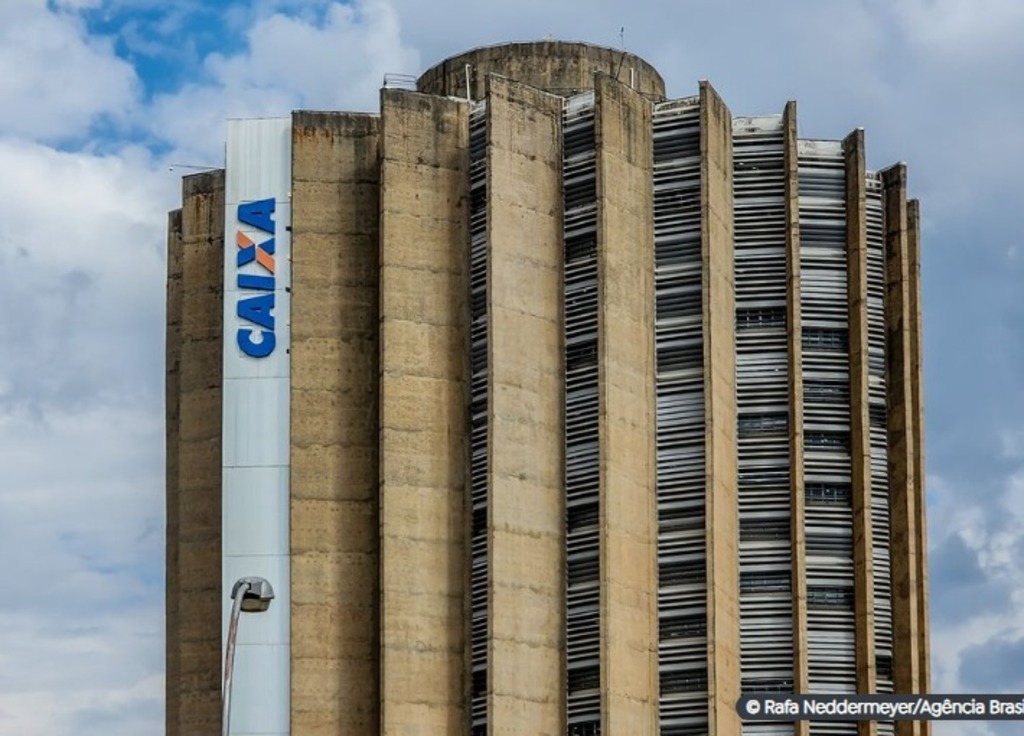 Caixa anuncia concurso público com mais de 4 mil vagas no país