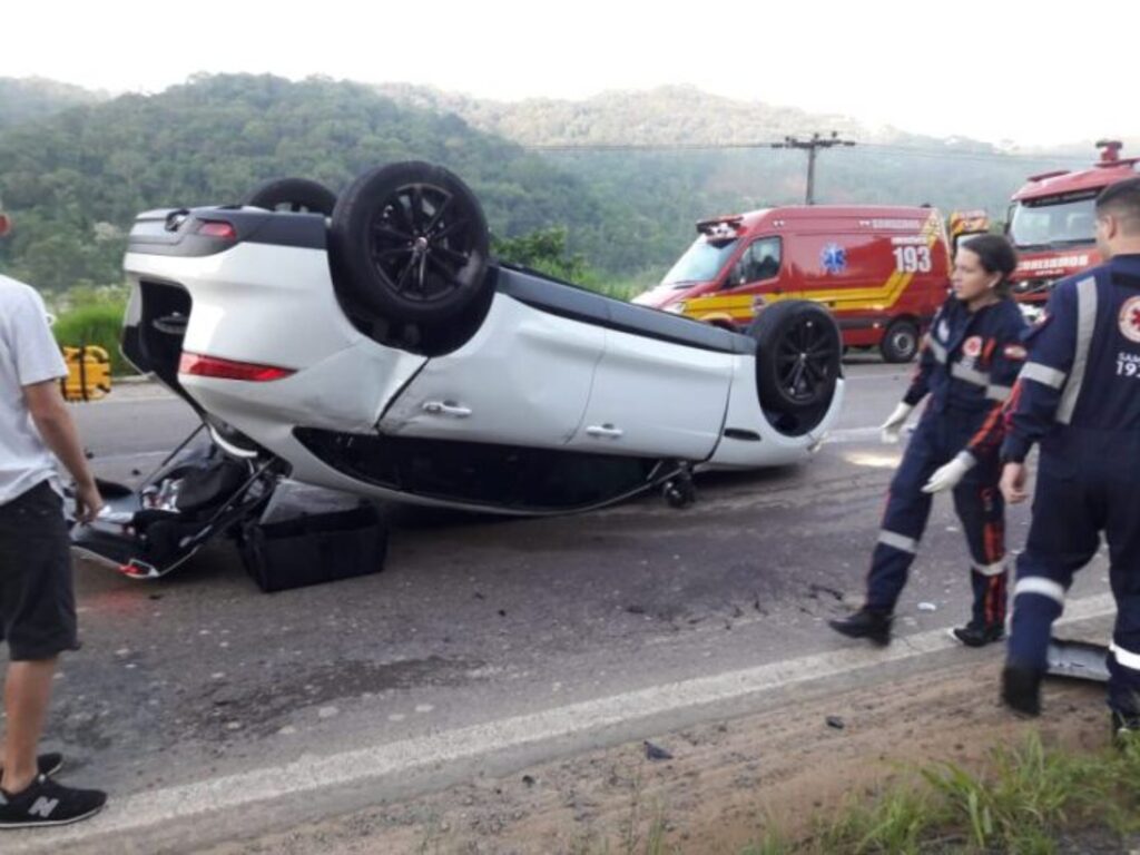 Júri popular de motorista de Jaguar acusado de provocar acidente com mortes em Gaspar tem data marcada