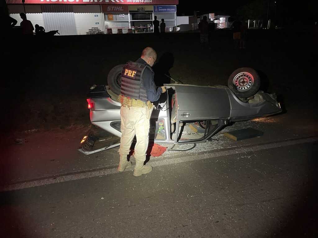 Veículo capota em Itaara e motorista é detido por embriaguez ao volante