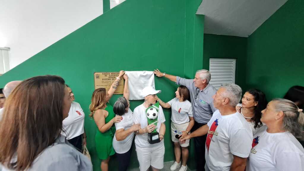 Ginásio de Esportes totalmente revitalizado foi entregue para a comunidade Otaciliense