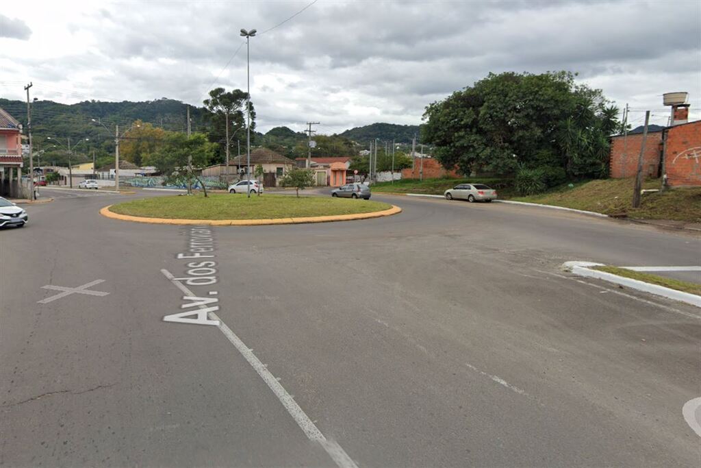 Foto: Google Maps - Abordagem foi realizada na rotatória da Avenida dos Ferroviários e a Rua Borges do Canto