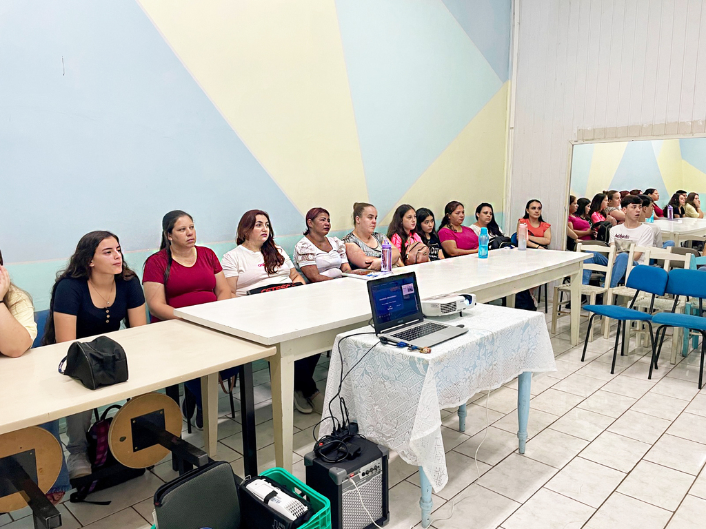 Secretaria de Assistência Social e Senac promovem curso de Assistente Administrativo em Capinzal