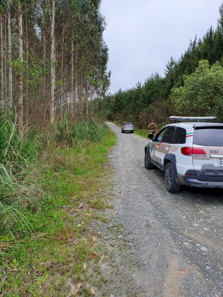 Polícia Militar recupera veículo furtado em Otacílio Costa