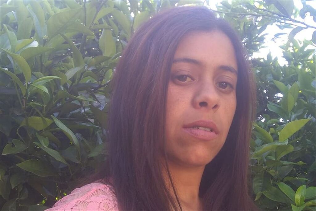 Galeria de imagens: Ana Souto Esteves, foi morta a tiros pelo ex-companheiro de uma amiga em frente a uma casa noturna da praça Carlos Pereira em São Gabriel na madrugada do dia 1º de abril de 2023